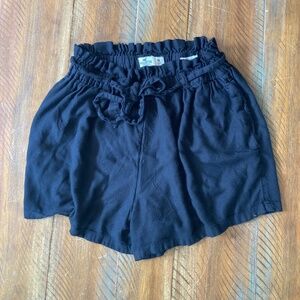 Women’s Hollister Ultra High Rise Shorts Medium Black